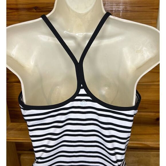 Lululemon Twin Stripe Black & white Power Y Tank Size 6 - Picture 6 of 6